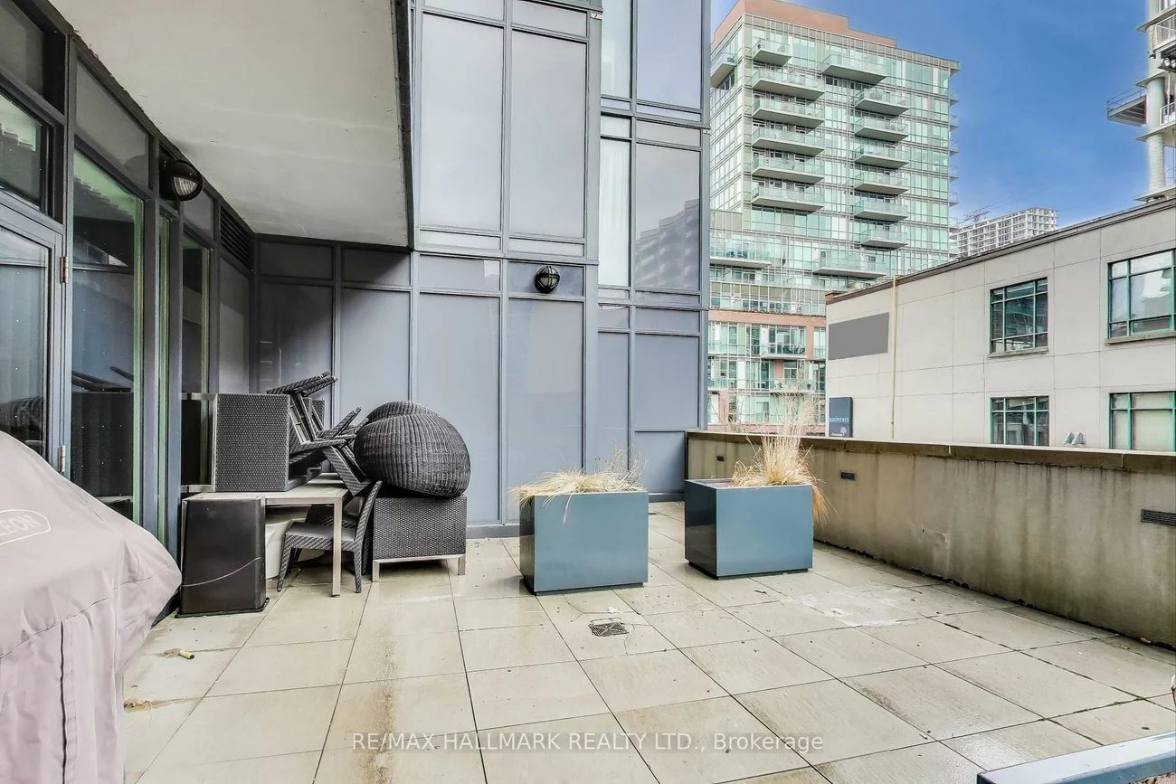 105, George, Moss Park, Toronto