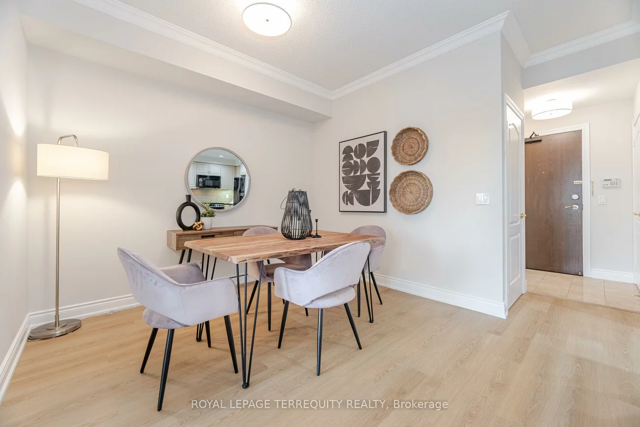 1101, Leslie, Banbury-Don Mills, Toronto