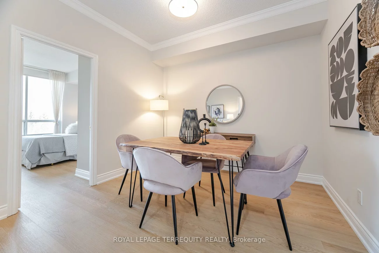 1101, Leslie, Banbury-Don Mills, Toronto