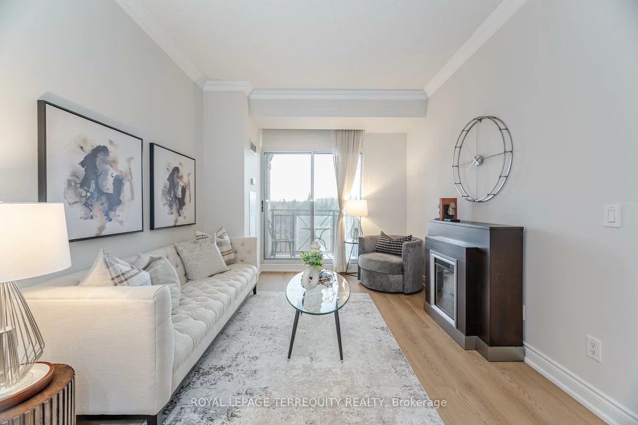 1101, Leslie, Banbury-Don Mills, Toronto