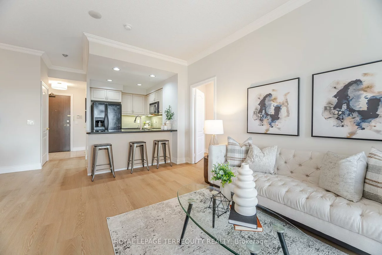 1101, Leslie, Banbury-Don Mills, Toronto