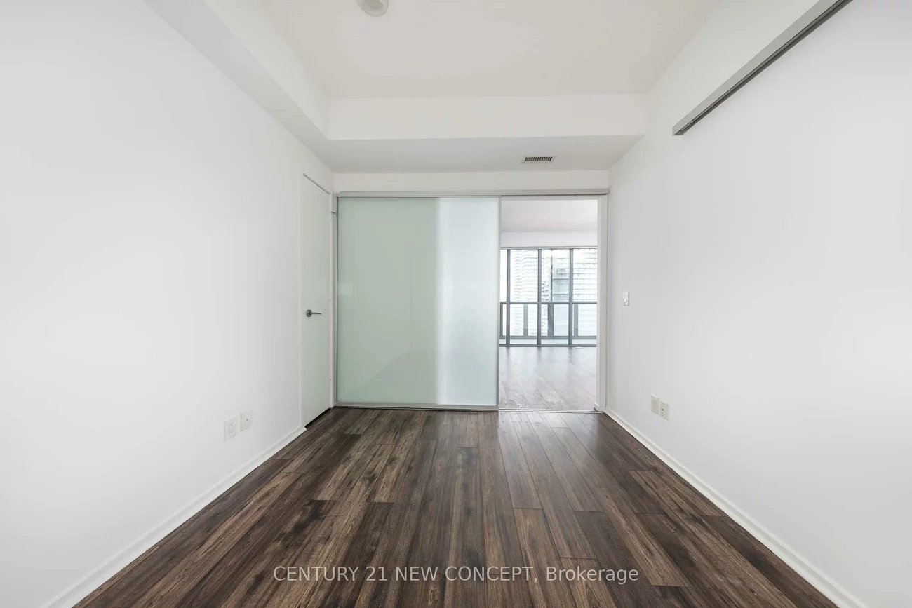 101, Charles, Church-Yonge Corridor, Toronto