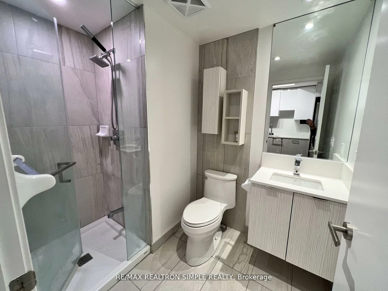 195, Redpath, Mount Pleasant West, Toronto