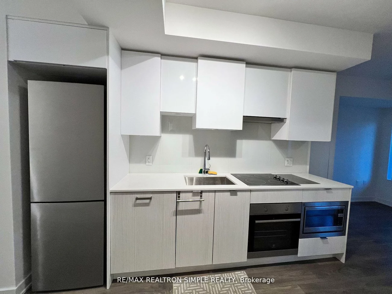 195, Redpath, Mount Pleasant West, Toronto