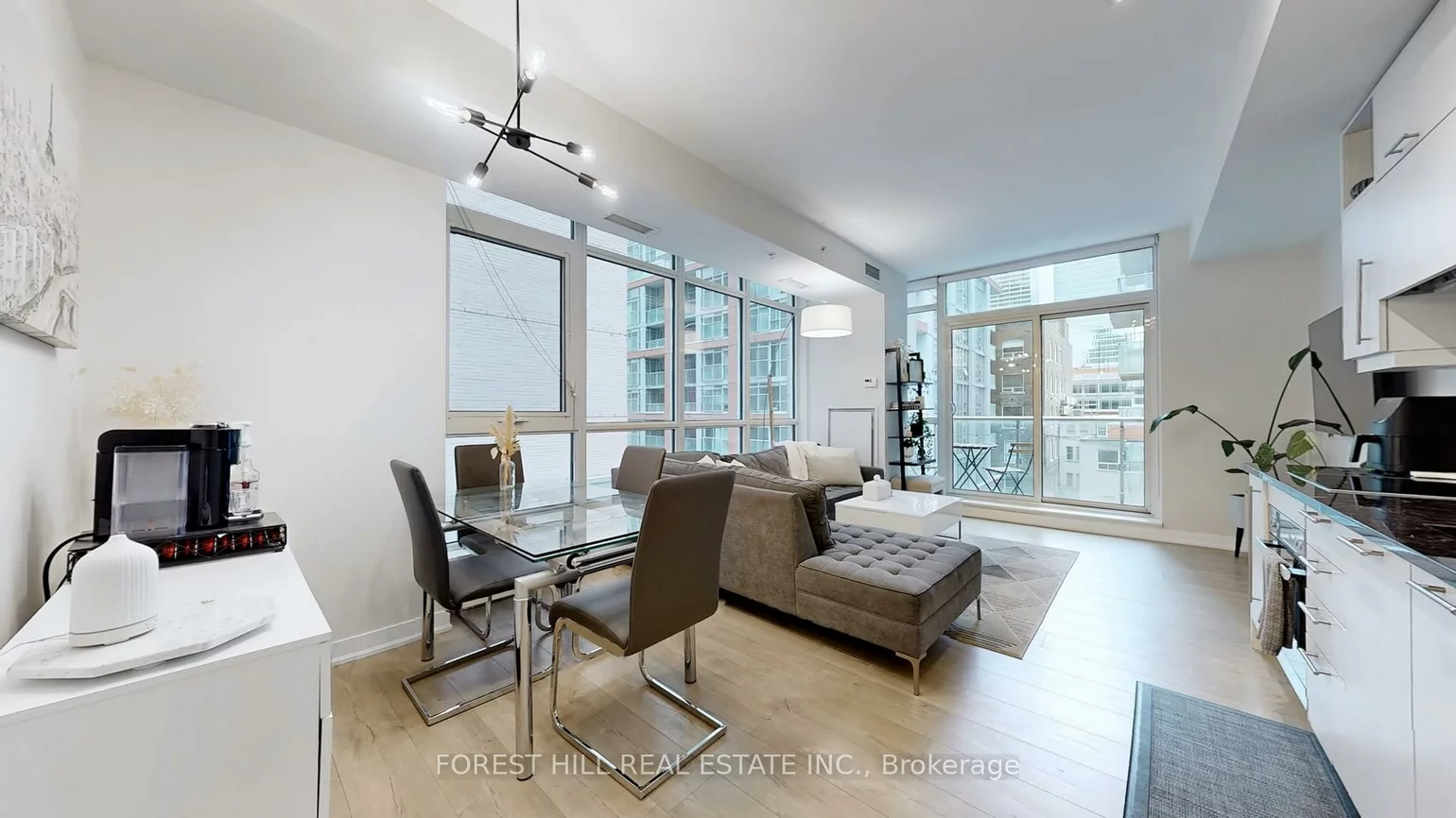 30, Nelson, Waterfront Communities C1, Toronto