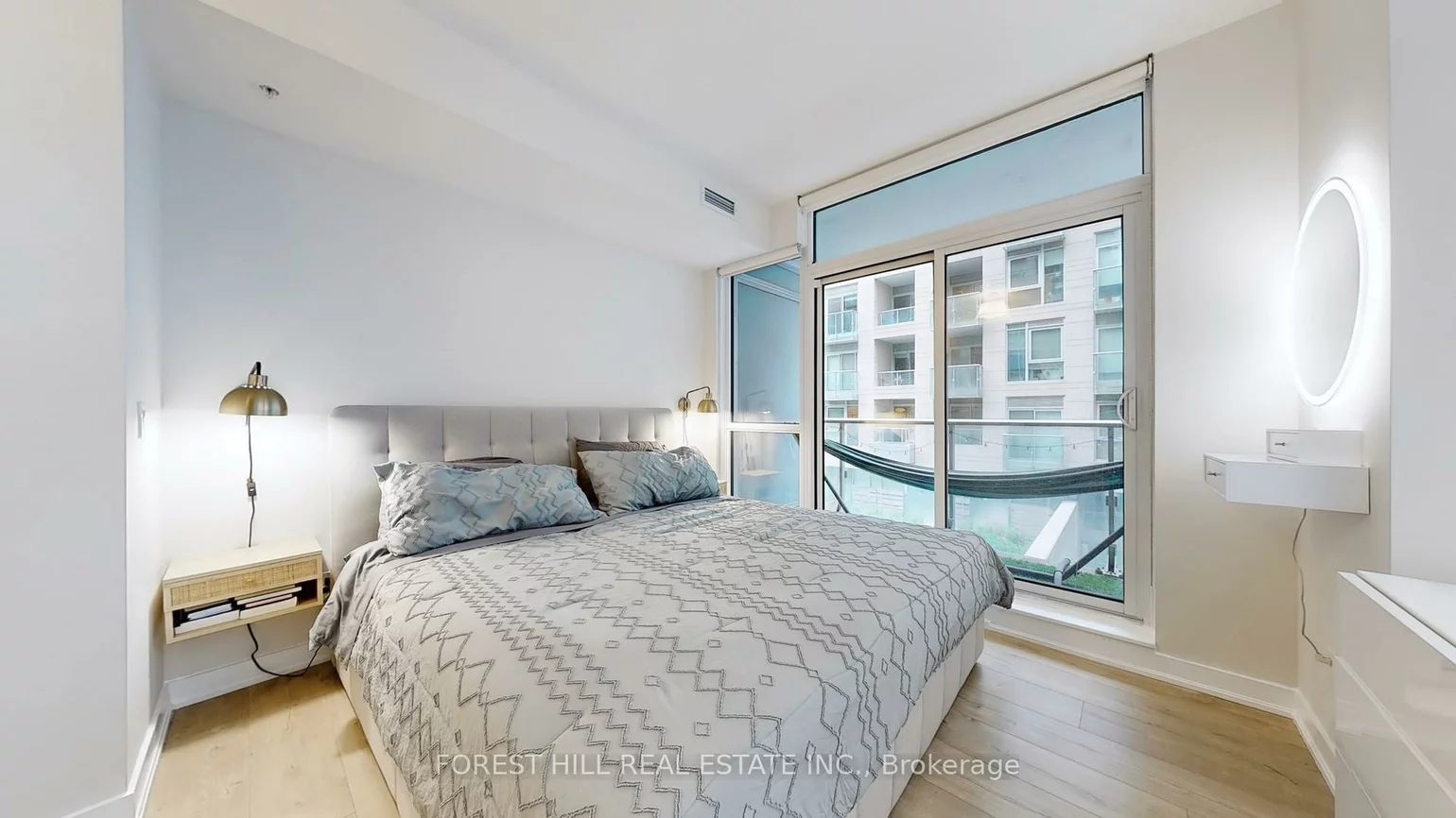 30, Nelson, Waterfront Communities C1, Toronto