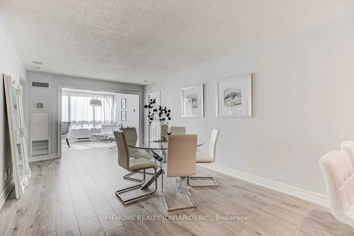 30, Greenfield, Willowdale East, Toronto