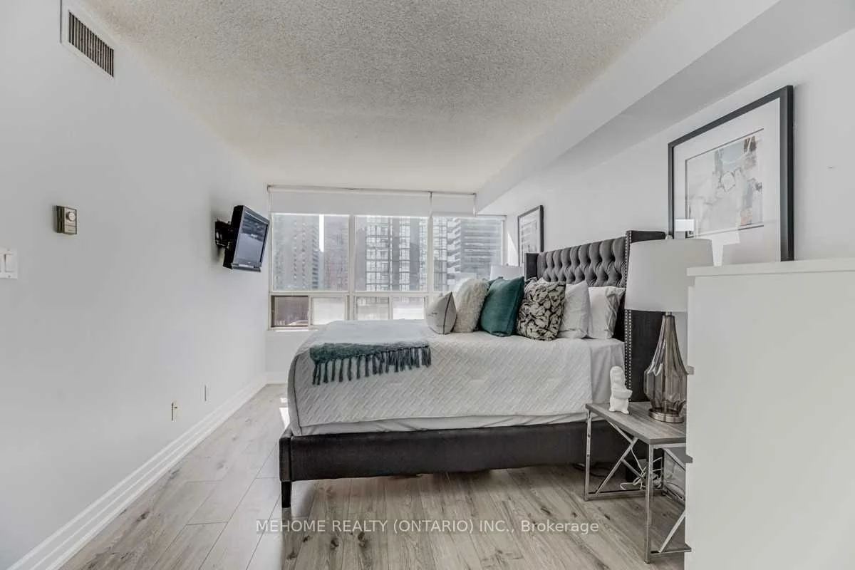 30, Greenfield, Willowdale East, Toronto