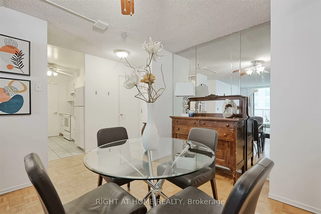 250, Jarvis, Church-Yonge Corridor, Toronto