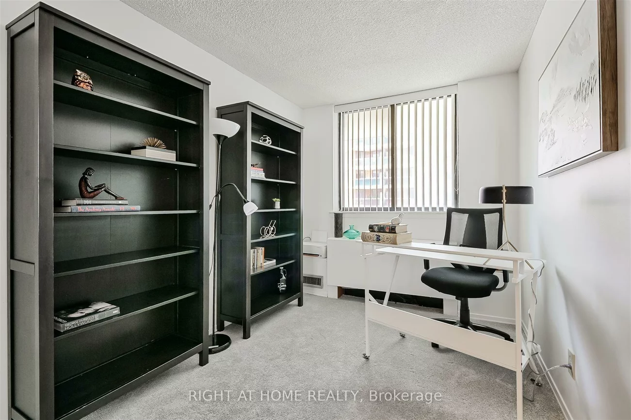 250, Jarvis, Church-Yonge Corridor, Toronto