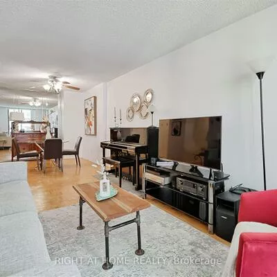 250, Jarvis, Church-Yonge Corridor, Toronto