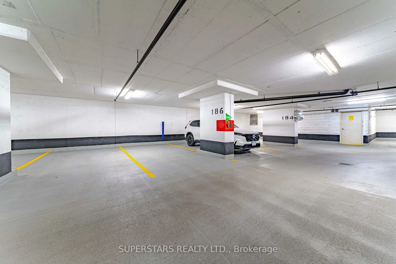 38, Grenville, Bay Street Corridor, Toronto