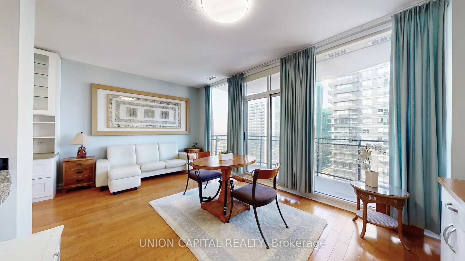 33, Sheppard, Willowdale East, Toronto
