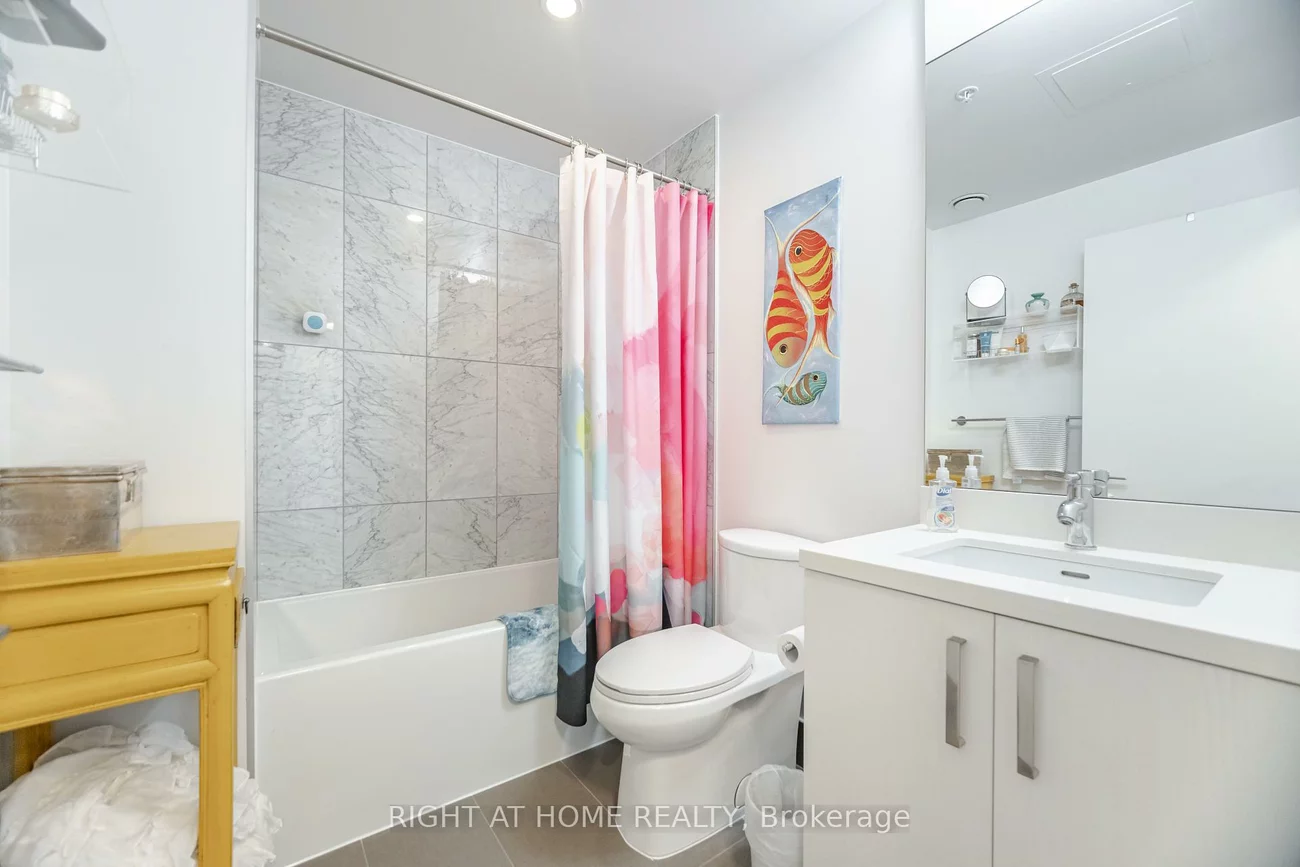 455, Front, Waterfront Communities C8, Toronto