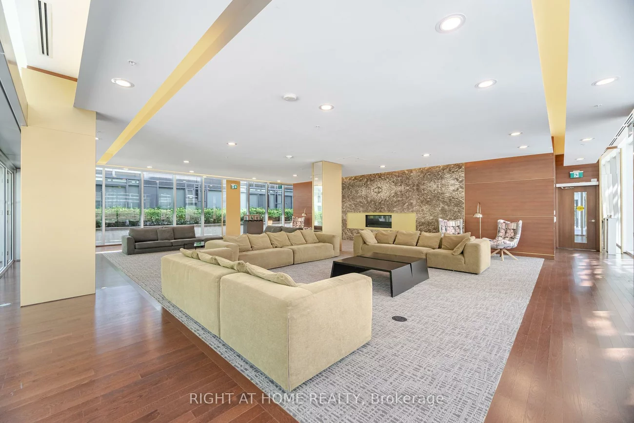 455, Front, Waterfront Communities C8, Toronto
