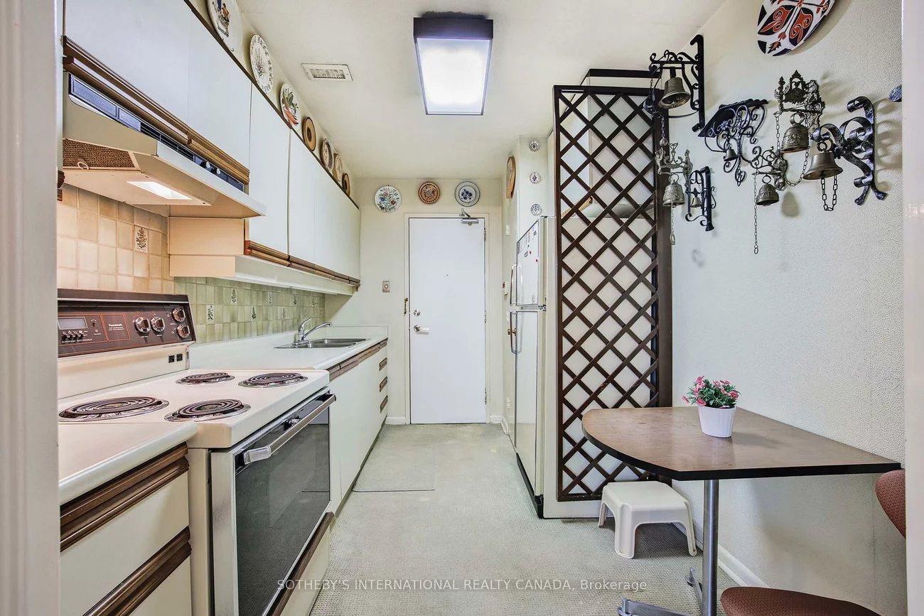 16, Rosedale, Rosedale-Moore Park, Toronto