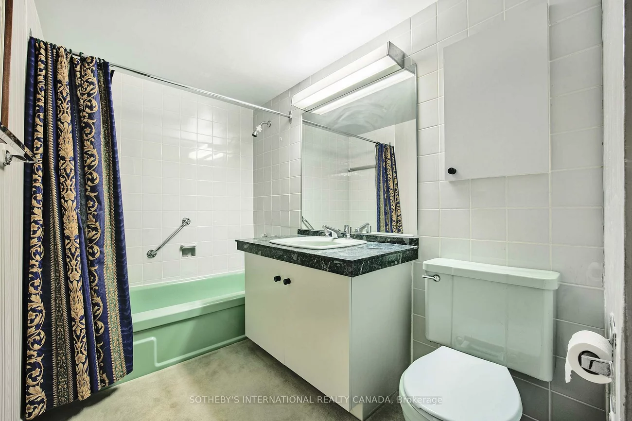 16, Rosedale, Rosedale-Moore Park, Toronto