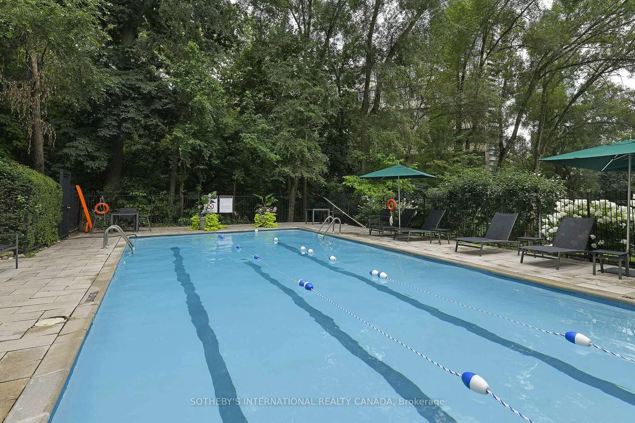 16, Rosedale, Rosedale-Moore Park, Toronto