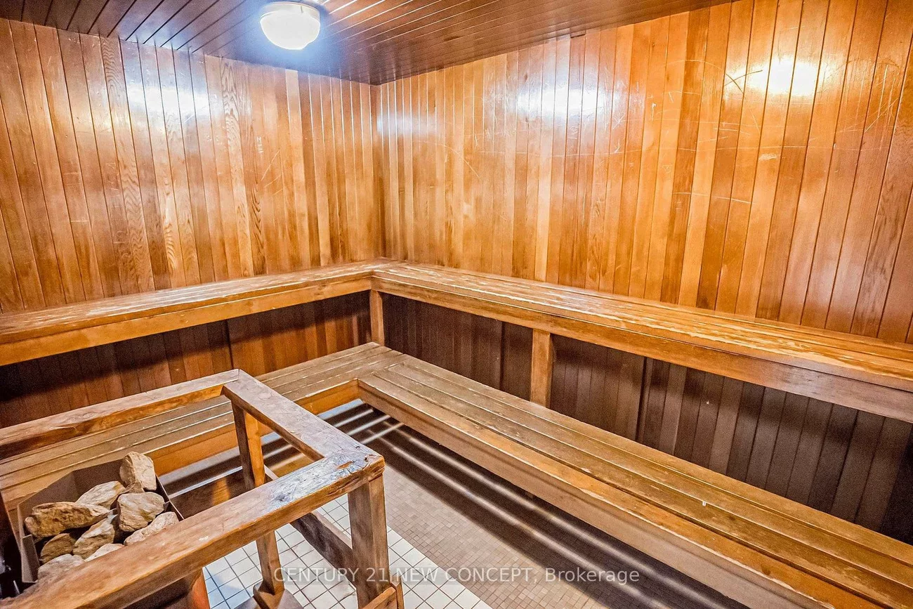 165, Cherokee, Pleasant View, Toronto