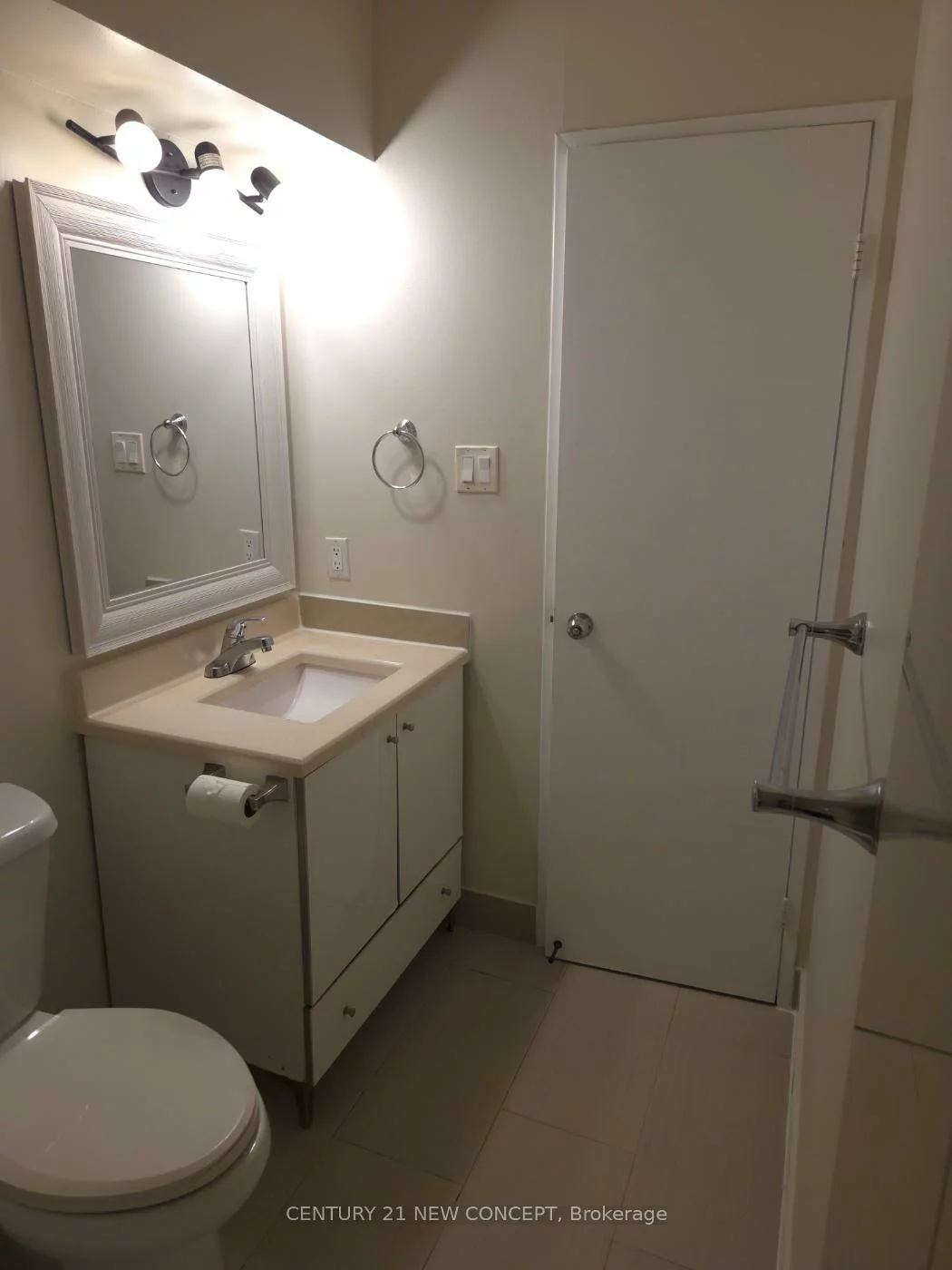 165, Cherokee, Pleasant View, Toronto