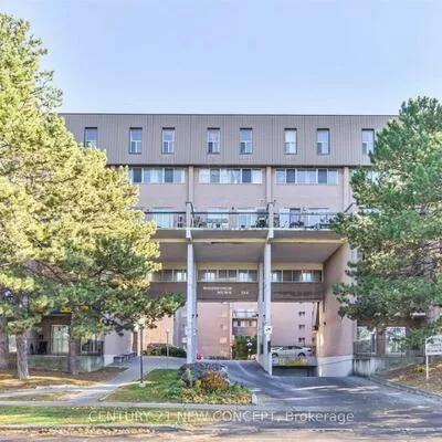 165, Cherokee, Pleasant View, Toronto