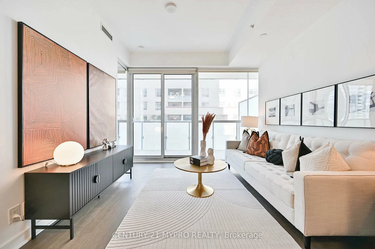 15, Grenville, Bay Street Corridor, Toronto
