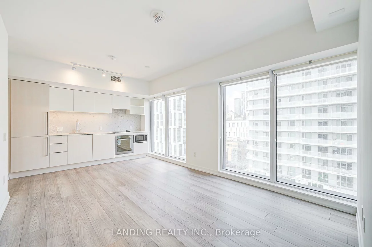 82, Dalhousie, Church-Yonge Corridor, Toronto