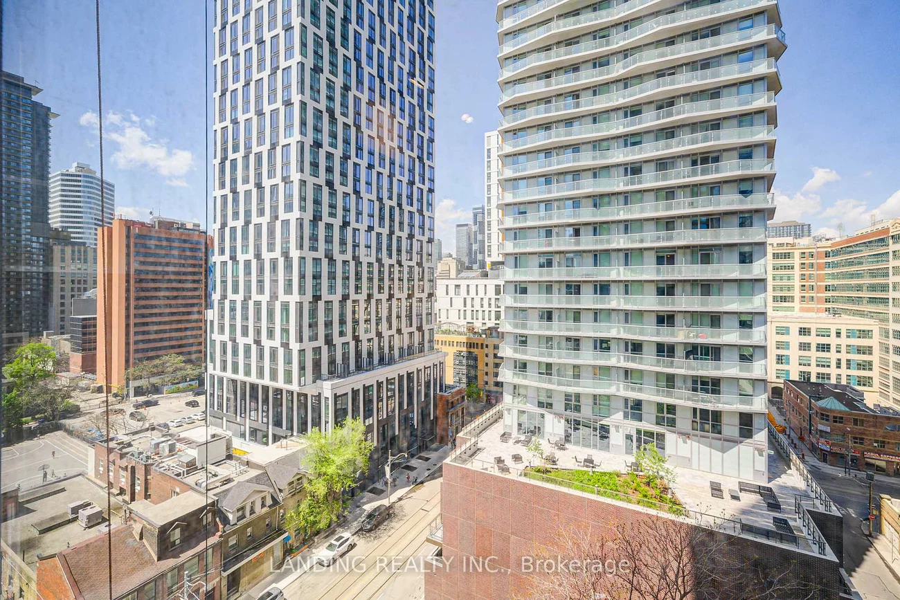 82, Dalhousie, Church-Yonge Corridor, Toronto
