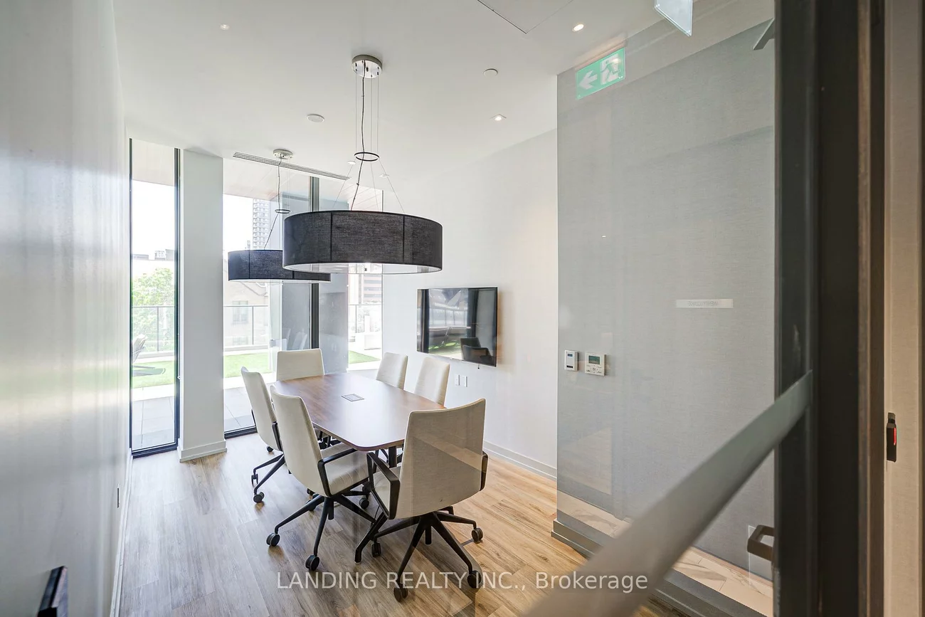 82, Dalhousie, Church-Yonge Corridor, Toronto