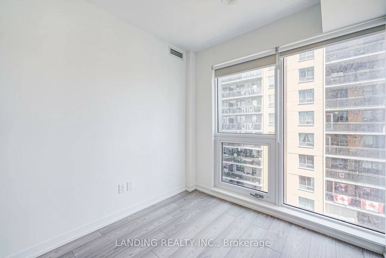 82, Dalhousie, Church-Yonge Corridor, Toronto