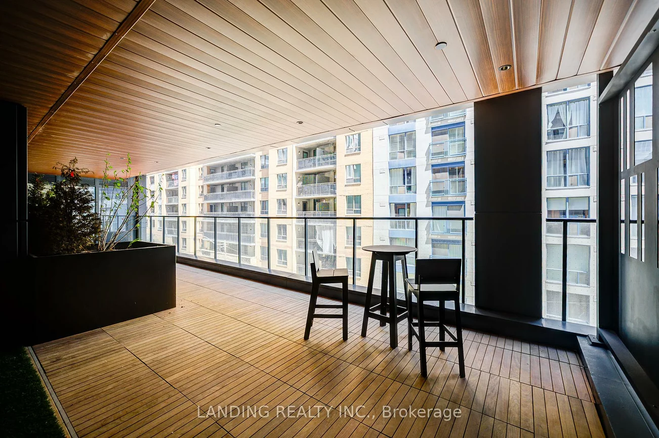 82, Dalhousie, Church-Yonge Corridor, Toronto