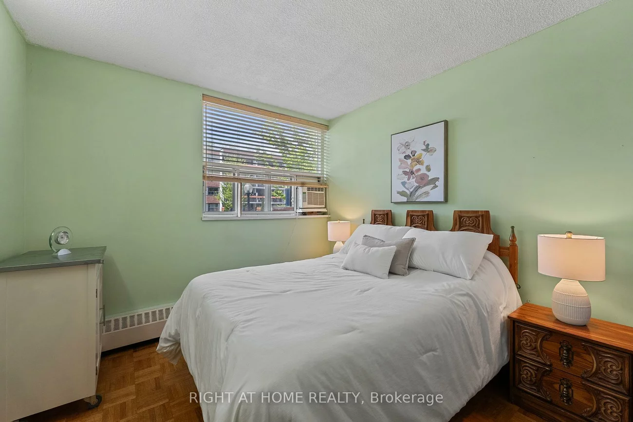 1801, O'Connor, Victoria Village, Toronto