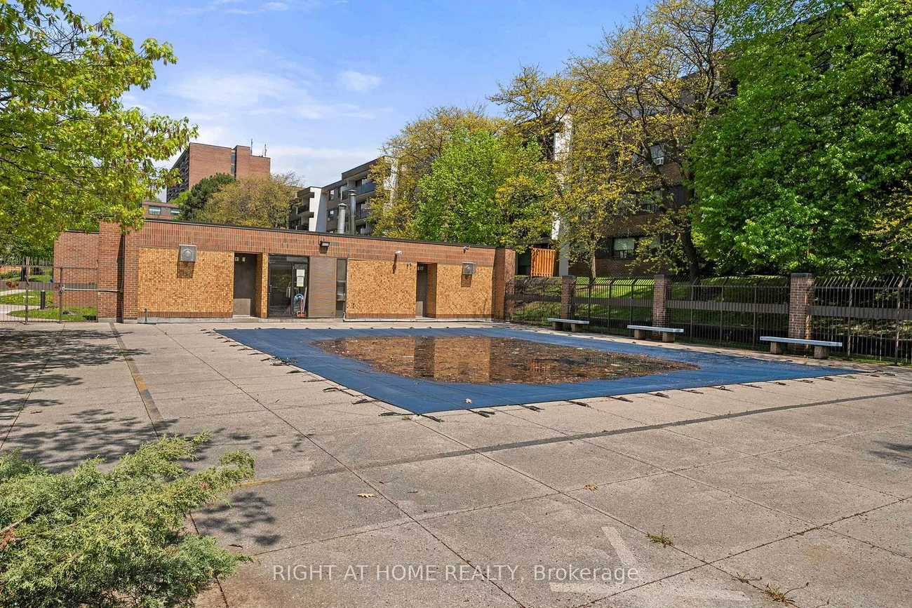 1801, O'Connor, Victoria Village, Toronto