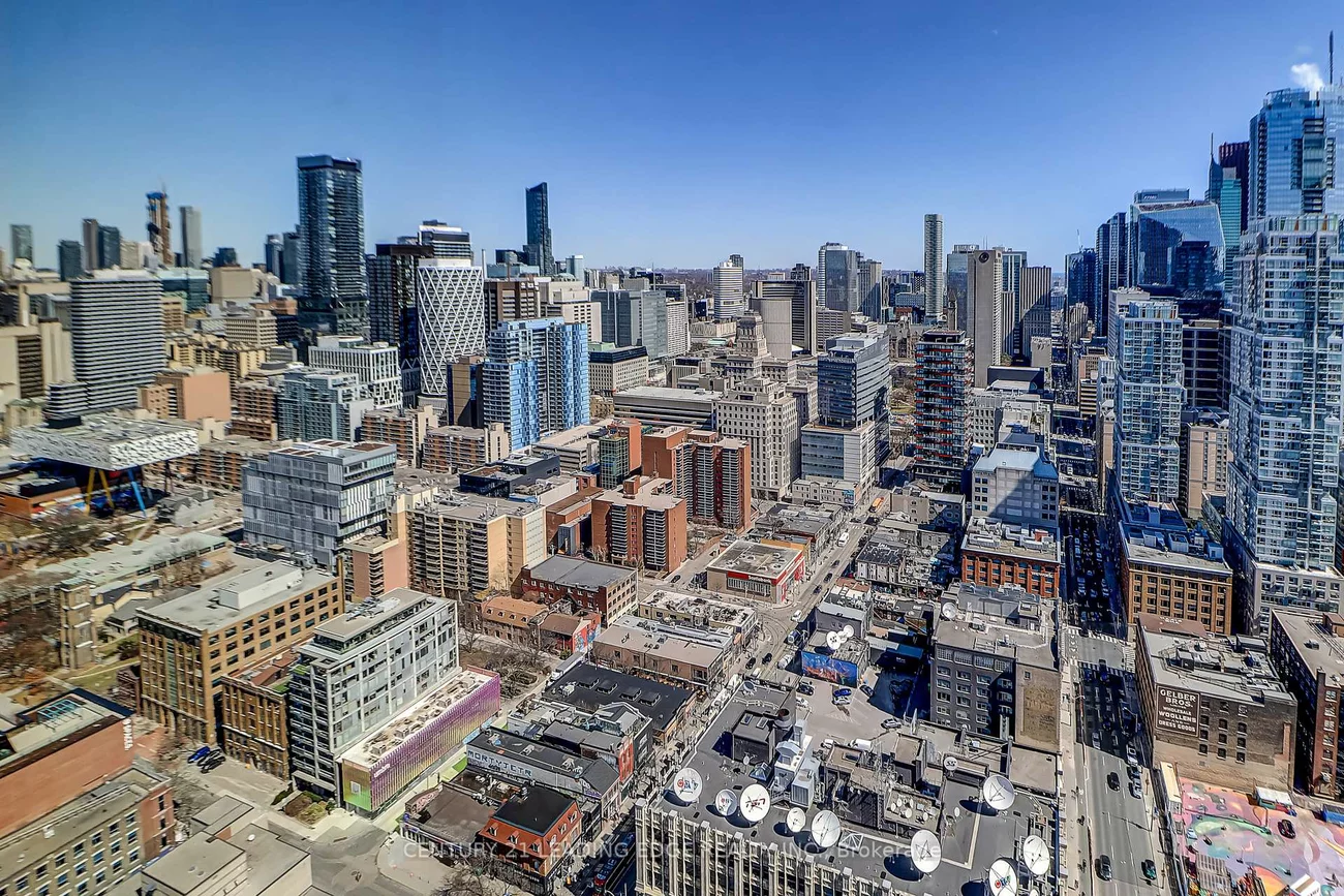 318, Richmond, Waterfront Communities C1, Toronto