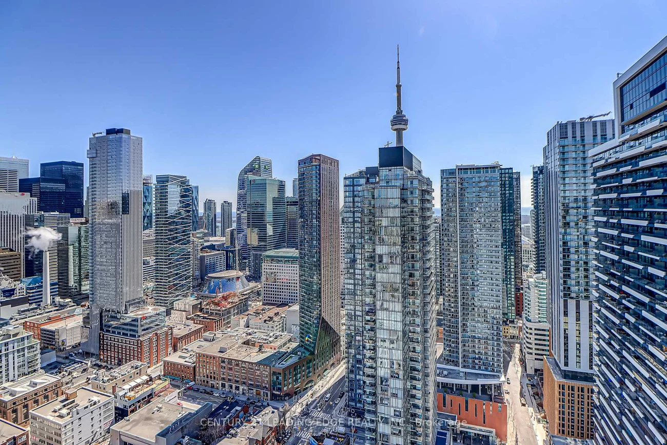 318, Richmond, Waterfront Communities C1, Toronto