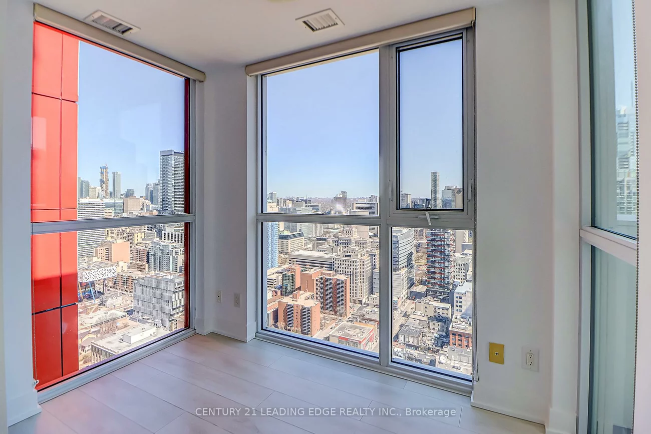 318, Richmond, Waterfront Communities C1, Toronto