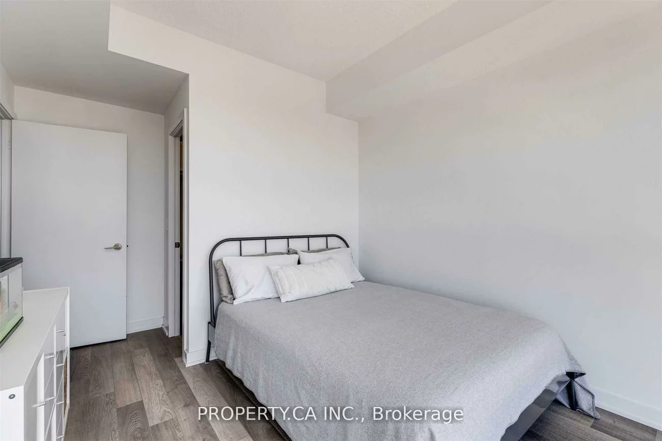 1603, Eglinton, Oakwood Village, Toronto