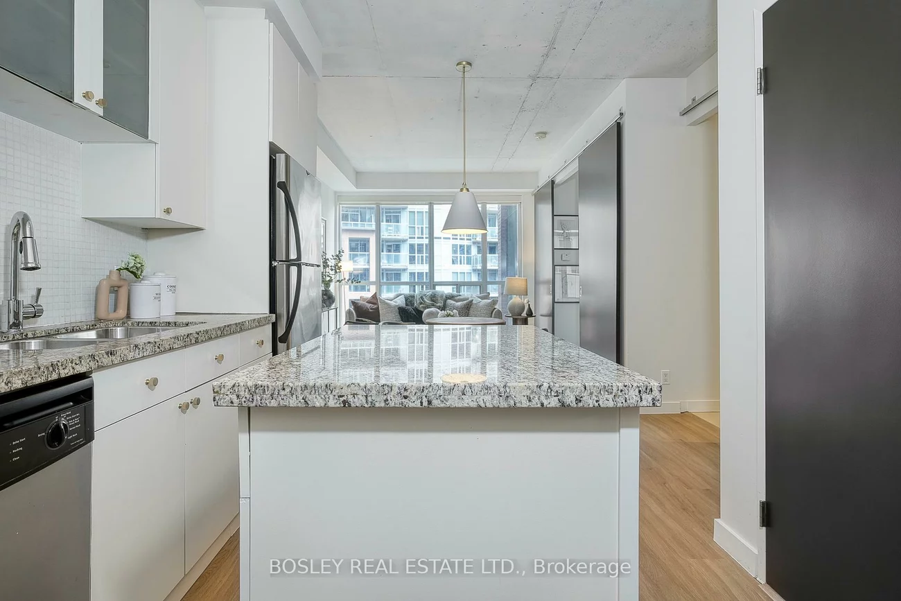 1, Shaw, Niagara, Toronto