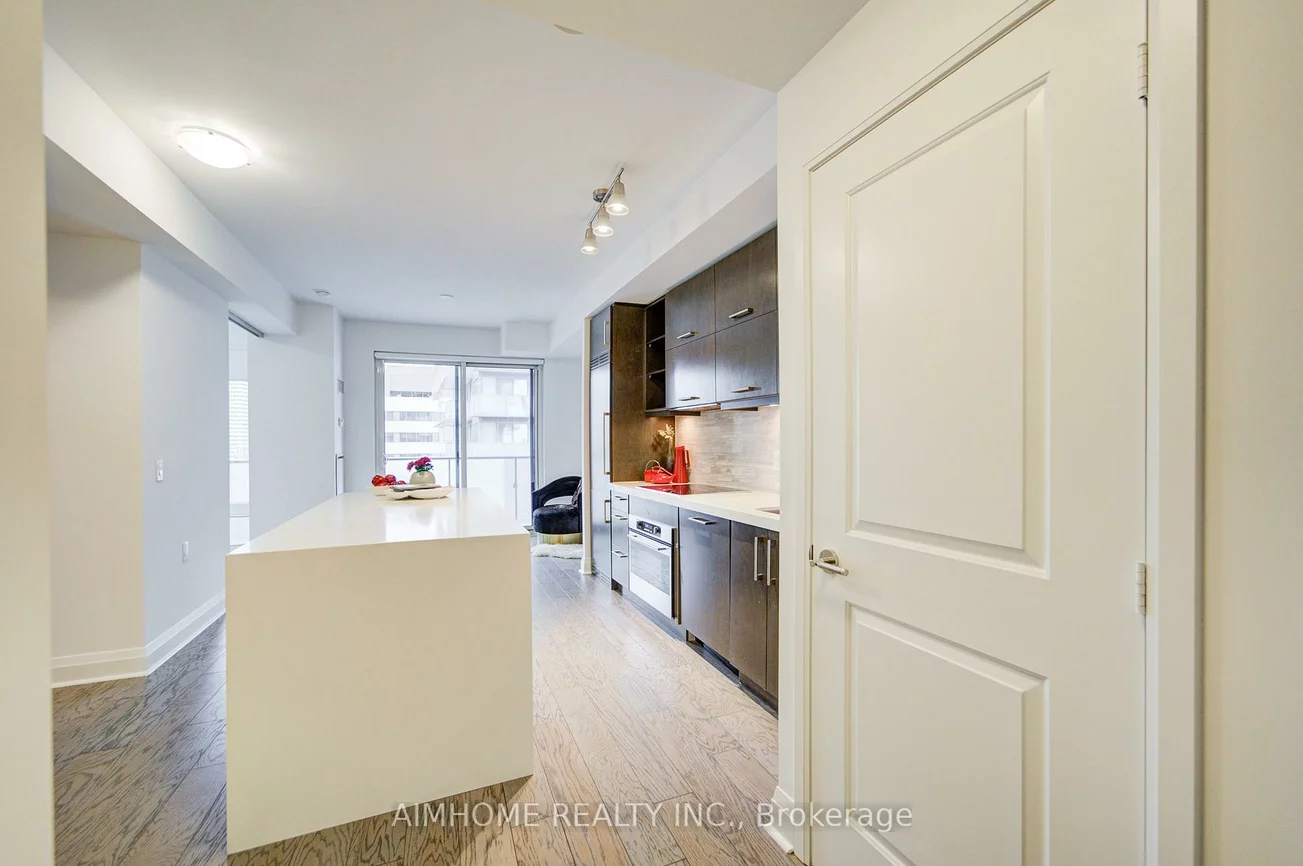 65, St Mary, Bay Street Corridor, Toronto