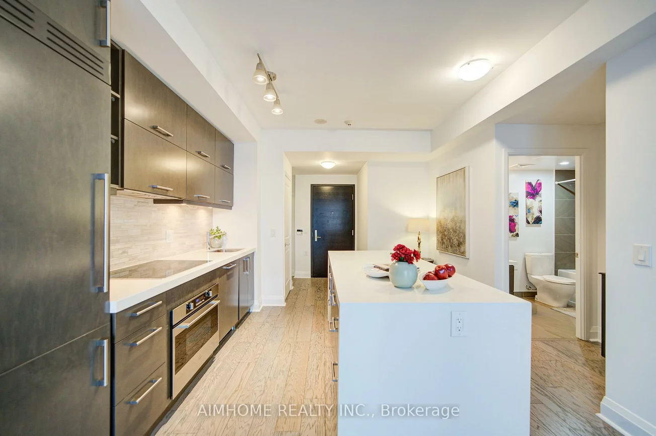 65, St Mary, Bay Street Corridor, Toronto
