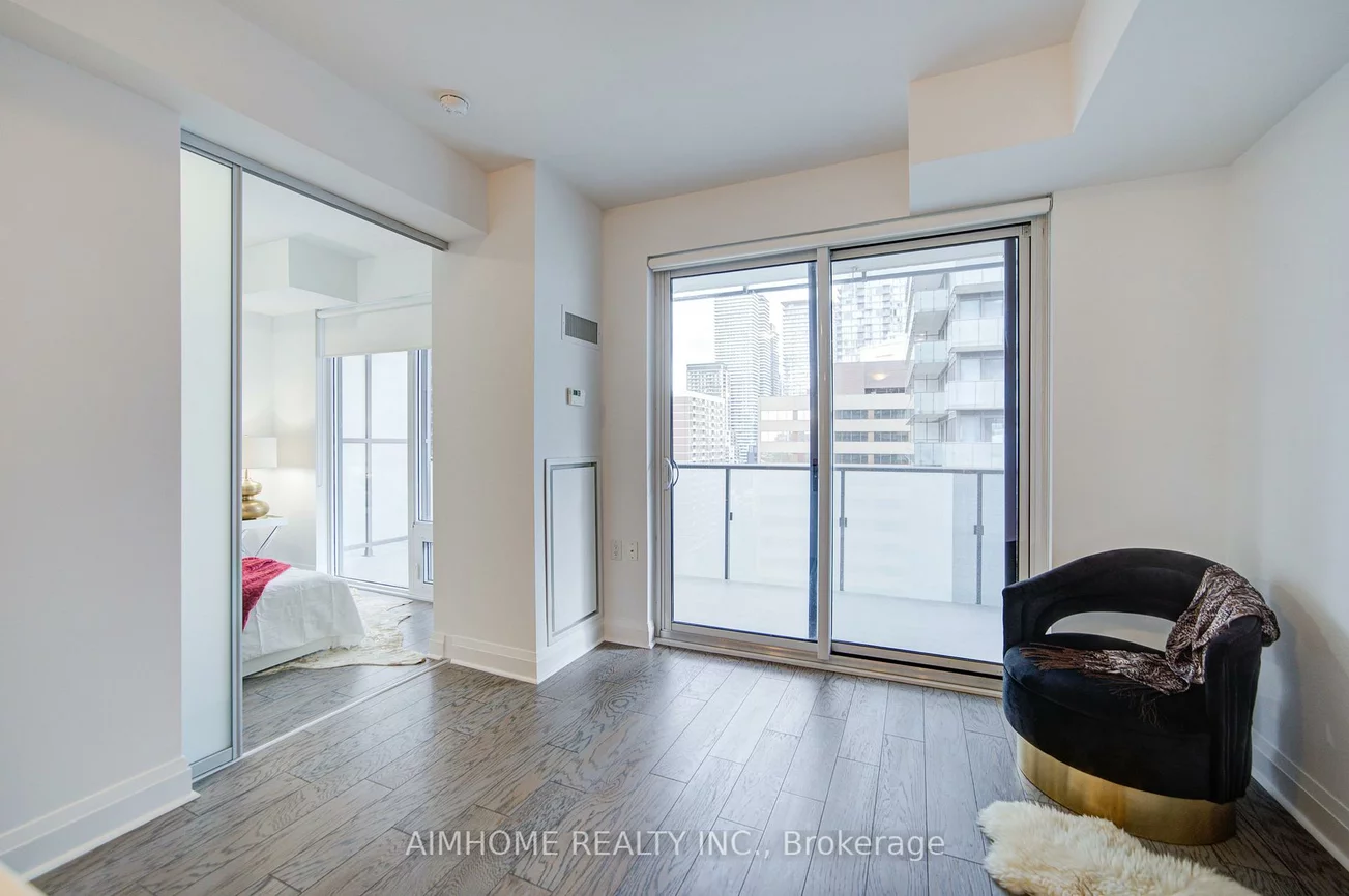 65, St Mary, Bay Street Corridor, Toronto