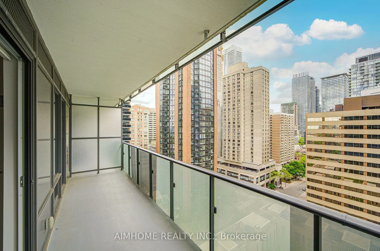 65, St Mary, Bay Street Corridor, Toronto