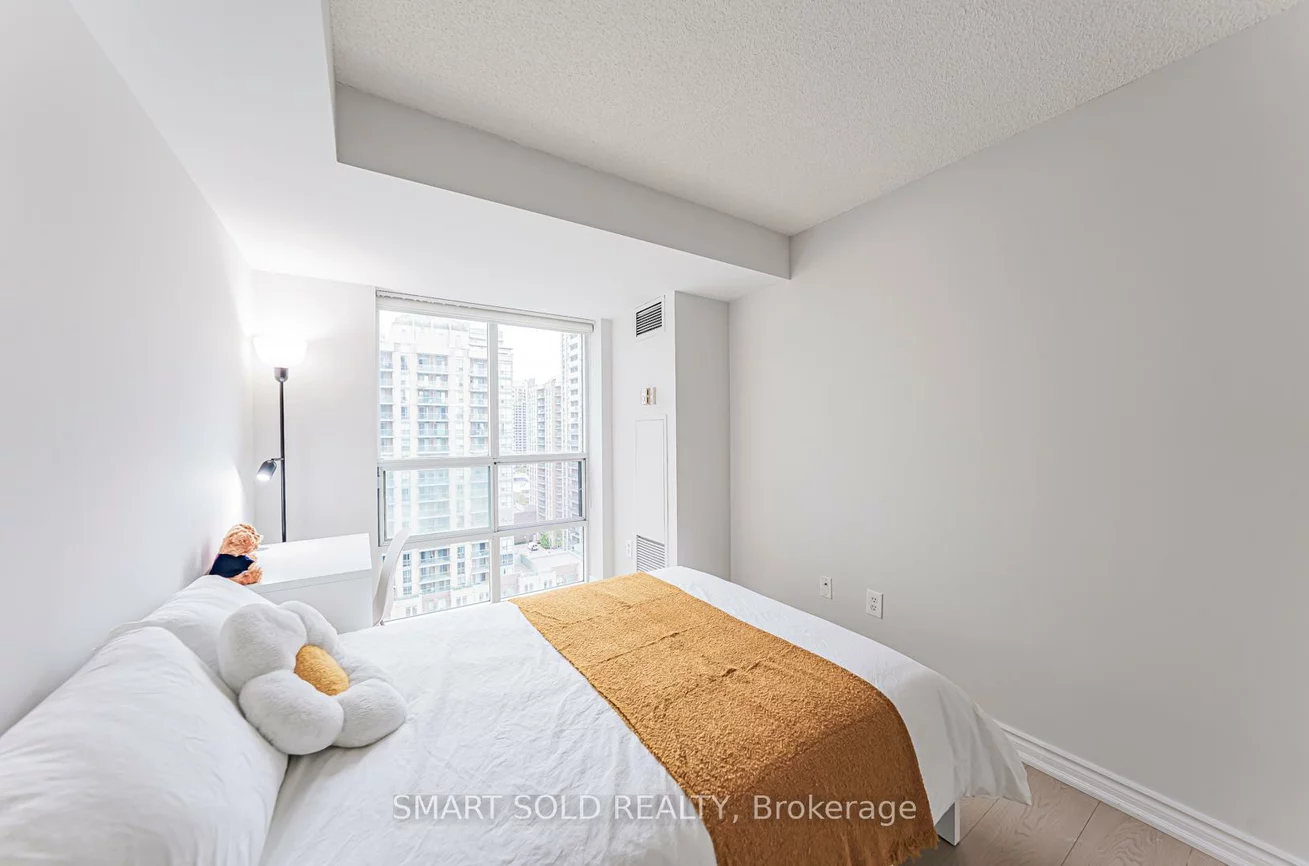 1, Pemberton, Newtonbrook East, Toronto