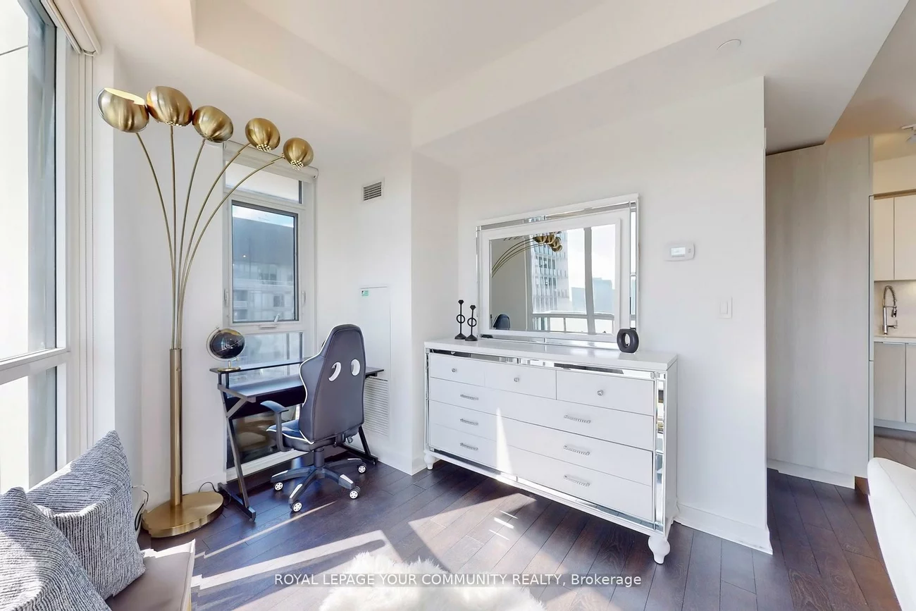 50, Ordnance, Niagara, Toronto