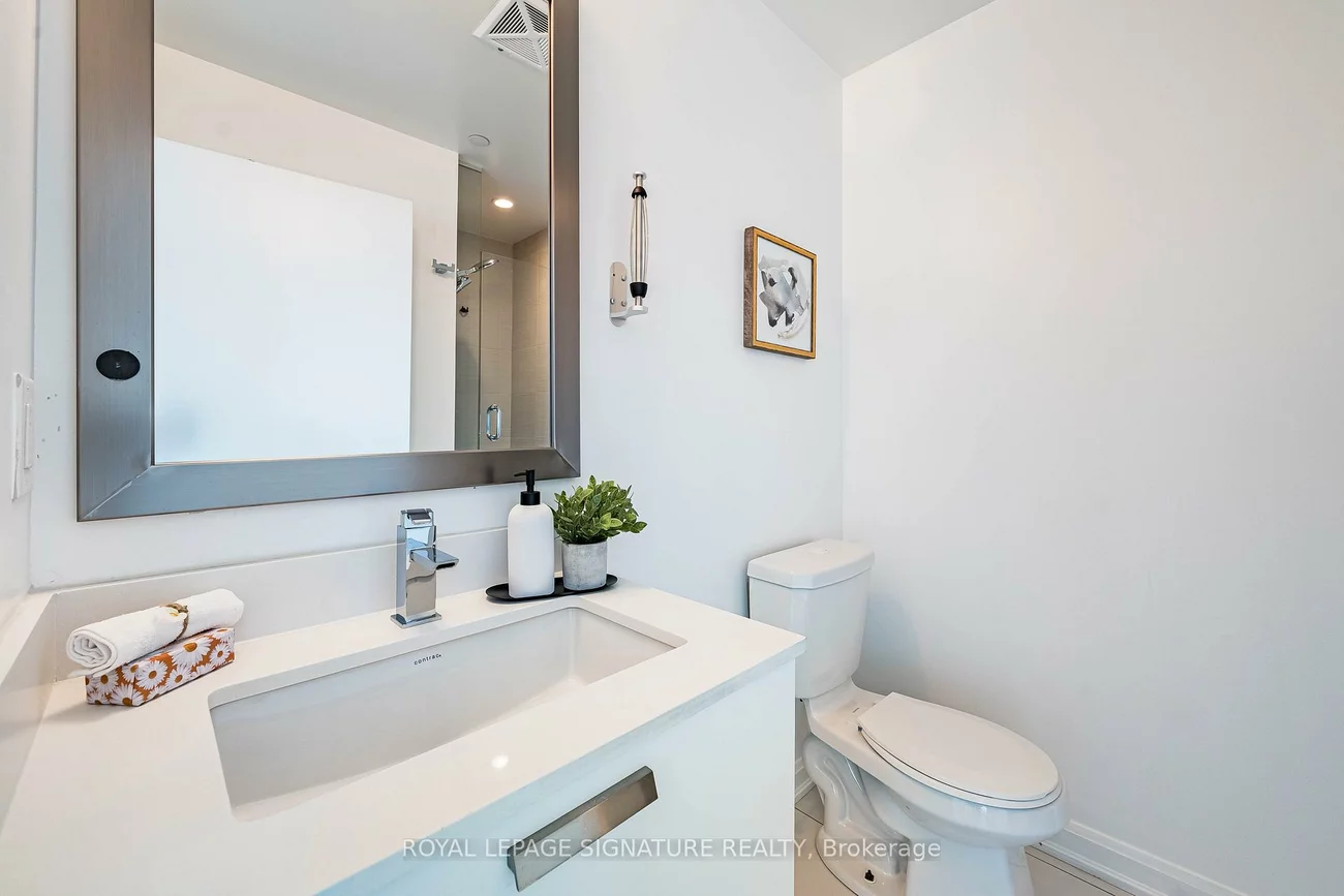 11, Bogert, Lansing-Westgate, Toronto