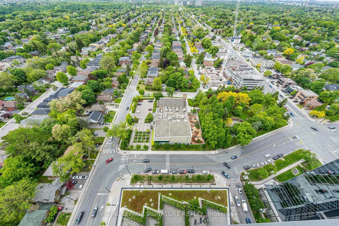 11, Bogert, Lansing-Westgate, Toronto