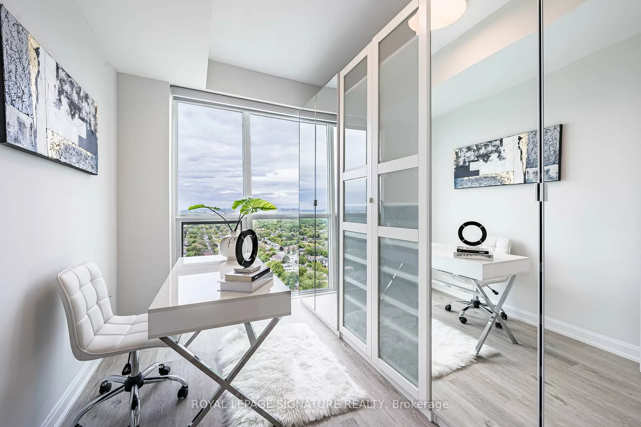 11, Bogert, Lansing-Westgate, Toronto