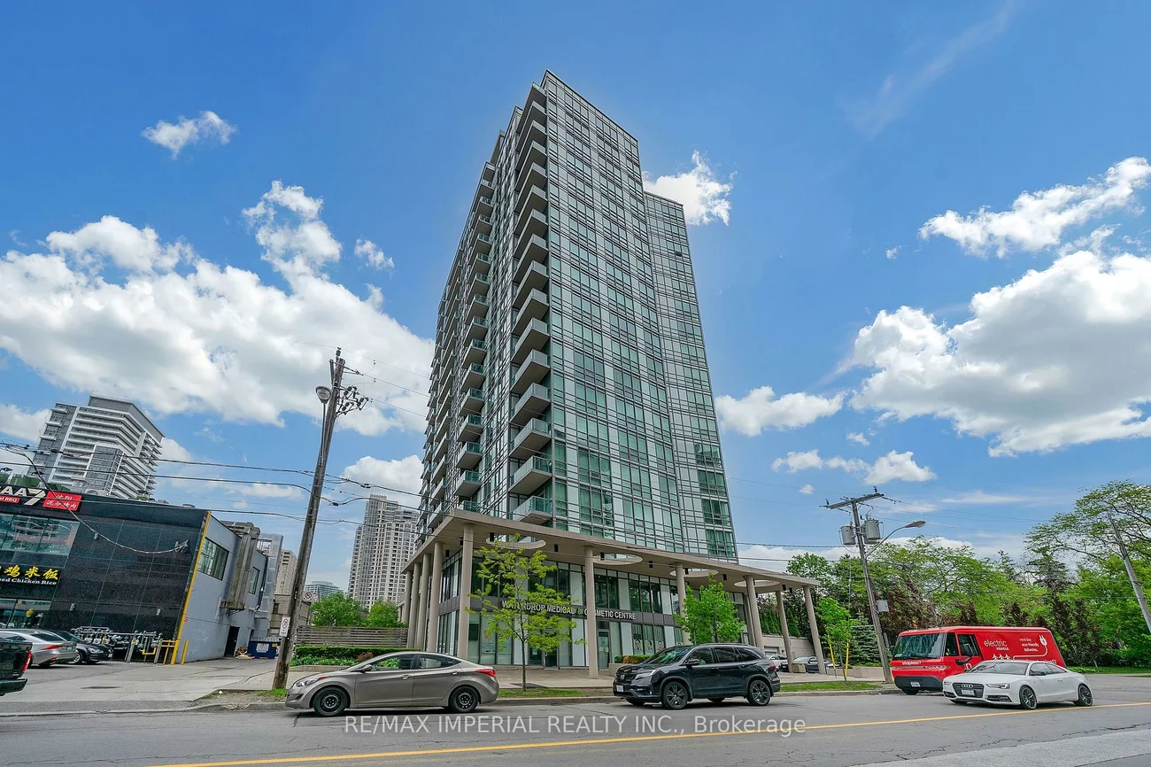 26, NORTON, Willowdale East, Toronto