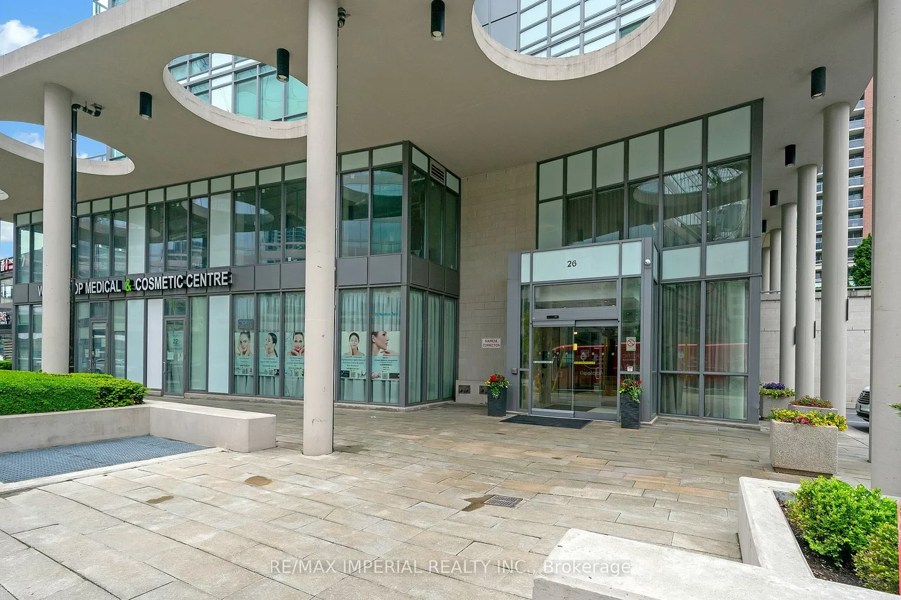 26, NORTON, Willowdale East, Toronto