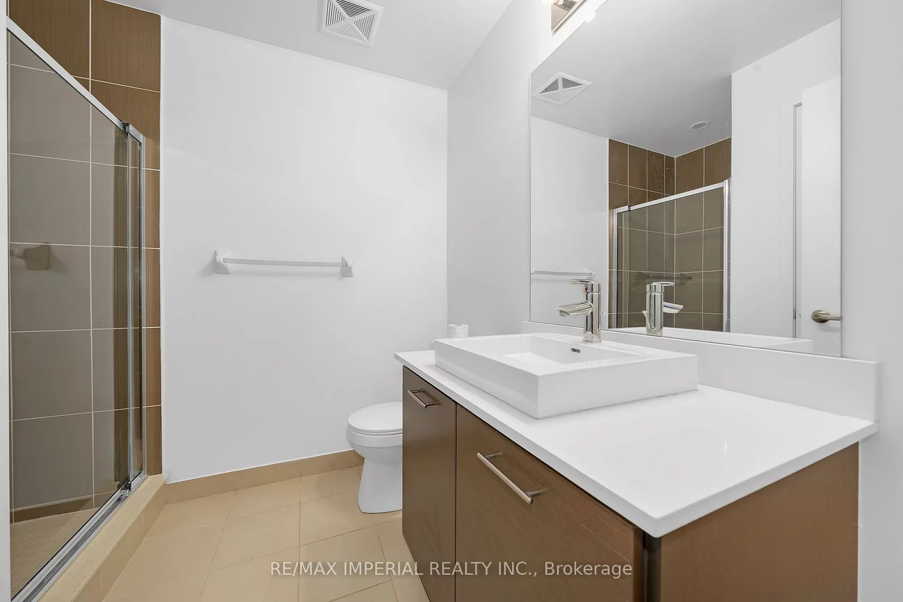 26, NORTON, Willowdale East, Toronto